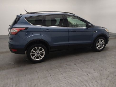 Used 2018 Ford Escape SE w/ Ford Safe & Smart Package image 10