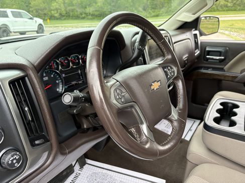 Used 2018 Chevrolet Silverado 1500 LT w/ All Star Edition AWD/4WD image 29