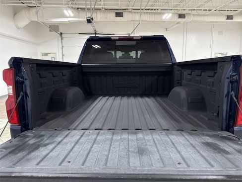 Used 2019 Chevrolet Silverado 1500 High Country w/ Trailer Camera Package image 25