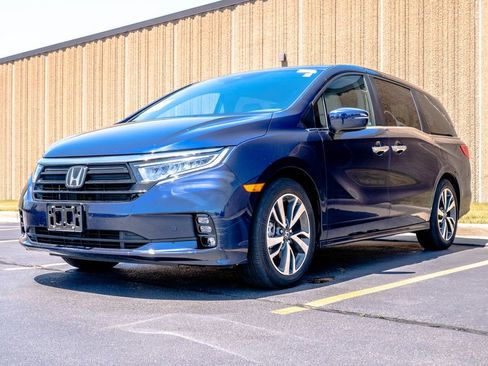 Used 2024 Honda Odyssey Touring image 4