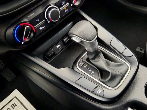 Used 2024 Kia Soul LX w/ Option Group 015 image 15