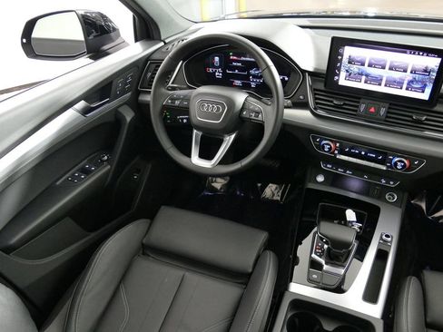Used 2025 Audi Q5 2.0T Premium AWD/4WD image 17