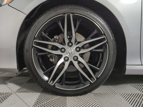 Used 2021 Honda Accord Touring image 21
