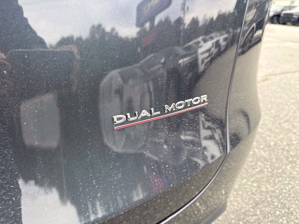 Used 2022 Tesla Model Y Performance AWD/4WD image 26