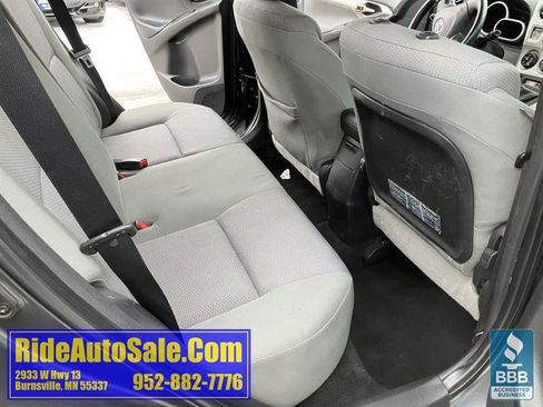 Used 2009 Toyota Matrix S image 15