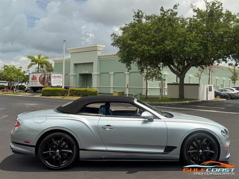 Used 2022 Bentley Continental GT AWD/4WD image 68