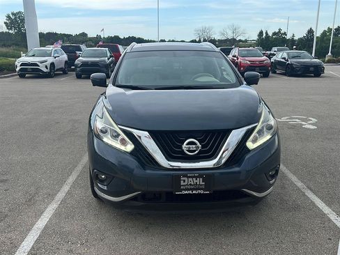 Used 2017 Nissan Murano Platinum w/ Platinum Technology Package AWD/4WD image 2