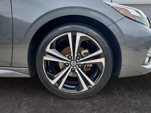 Used 2021 Nissan Sentra SR FWD image 26