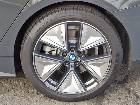 Used 2025 BMW i4 xDrive40i w/ Premium Package AWD/4WD image 6