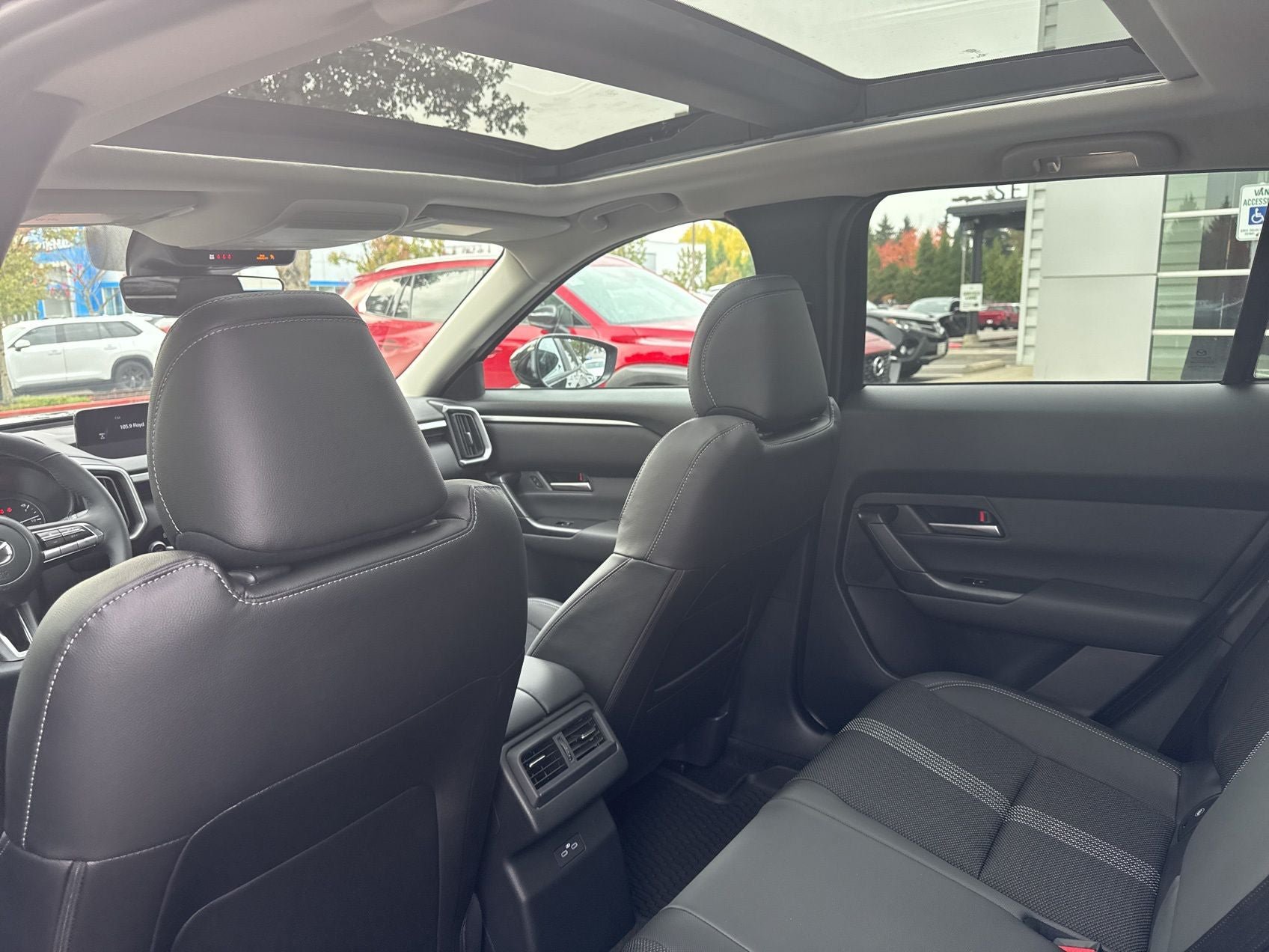 Certified 2026 MAZDA CX-50 2.5 Hybrid w/ Weather Package AWD/4WD image 9