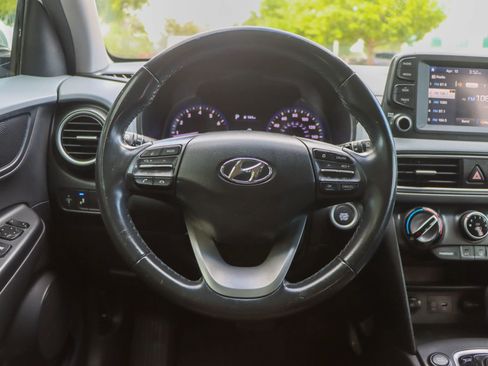 Used 2020 Hyundai Kona SEL image 24
