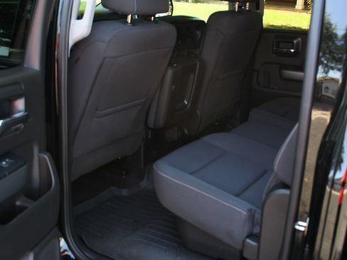 Used 2018 Chevrolet Silverado 1500 LT w/ All Star Edition RWD image 12