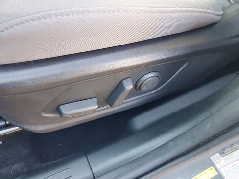 Used 2022 Hyundai Santa Cruz SEL Premium image 18