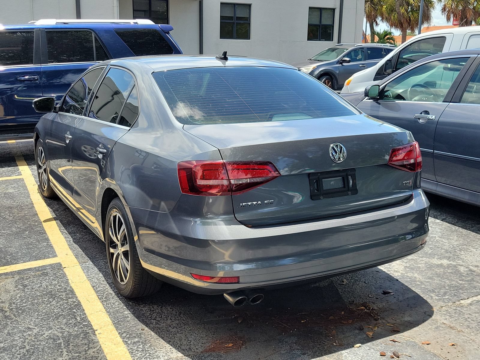 Used 2018 Volkswagen Jetta SE FWD image 5