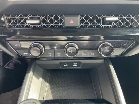 Used 2023 Honda Accord EX-L image 14