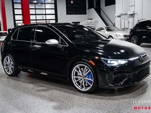 Used 2024 Volkswagen Golf R image 7