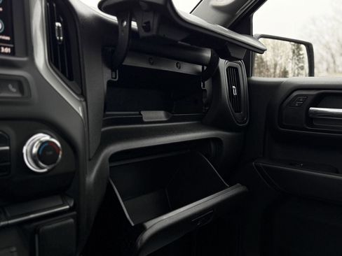 Used 2025 GMC Sierra 1500 Pro w/ Pro Value Package image 21