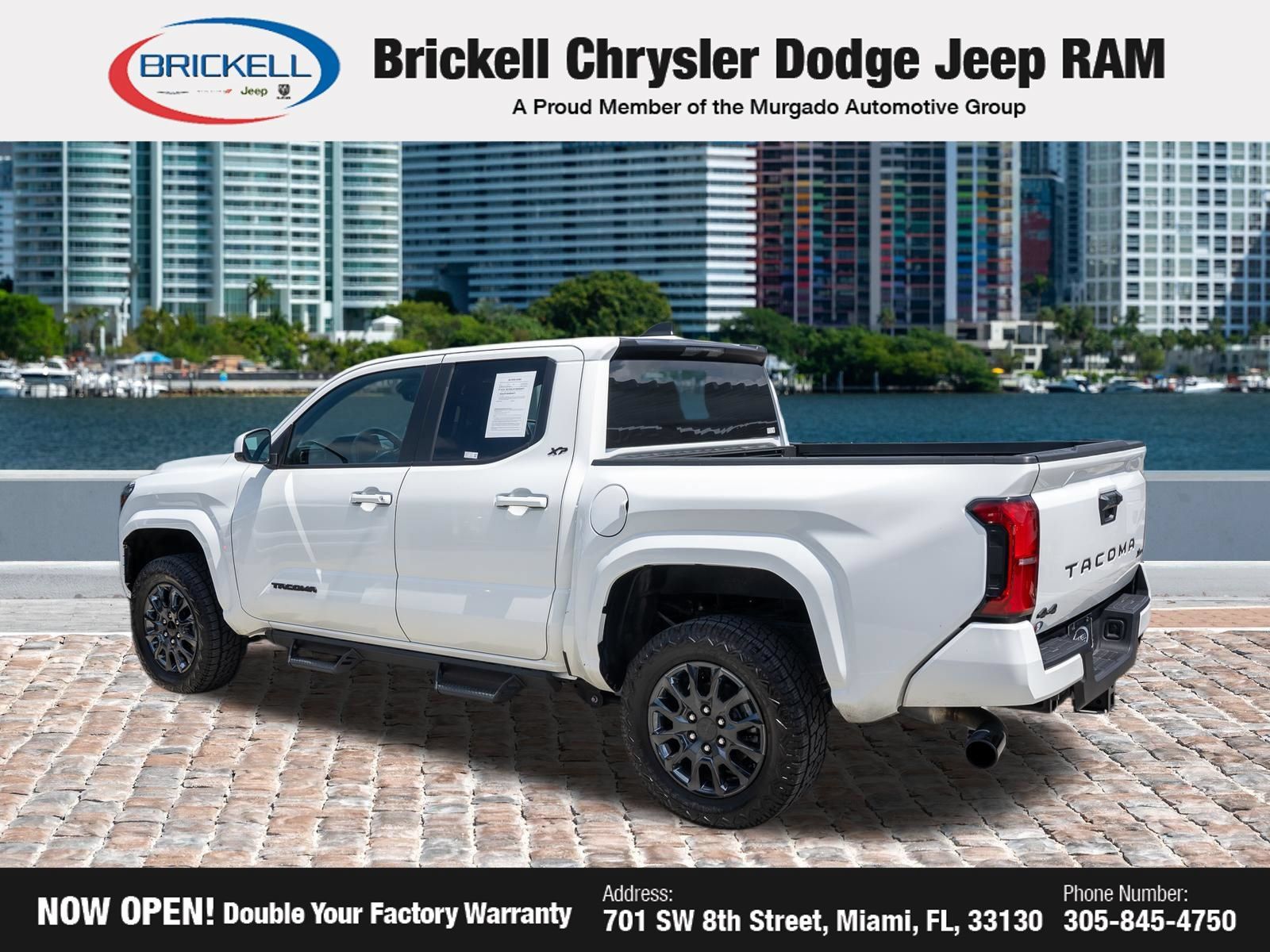 Used 2025 Toyota Tacoma SR5 AWD/4WD image 7