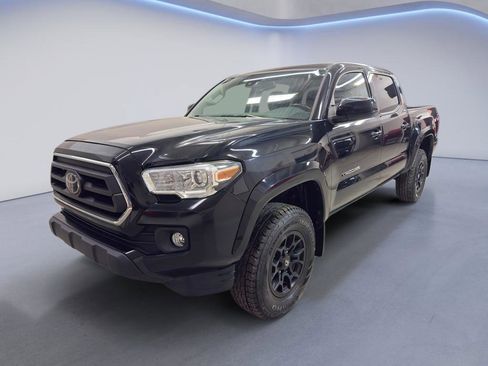 Used 2020 Toyota Tacoma SR5 image 3