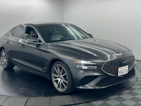 Used 2023 Genesis G70 2.0T image 3