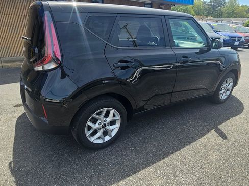 Used 2024 Kia Soul LX w/ Option Group 015 image 7