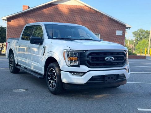 Used 2022 Ford F150 XLT w/ Equipment Group 302A High RWD image 8