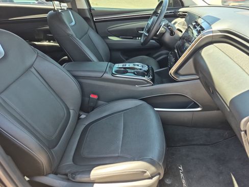 Used 2023 Hyundai Tucson Limited FWD image 23