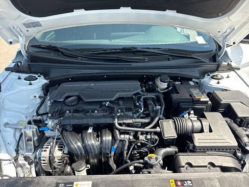 New 2026 Hyundai Elantra Sport FWD image 21