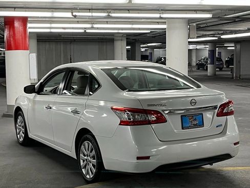 Used 2014 Nissan Sentra S image 4