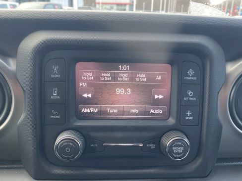 Used 2021 Jeep Wrangler Unlimited Sport image 21