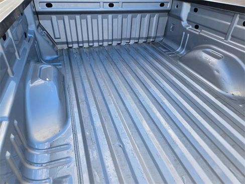 Used 2022 Chevrolet Colorado LT w/ Fleet Safety Package image 18