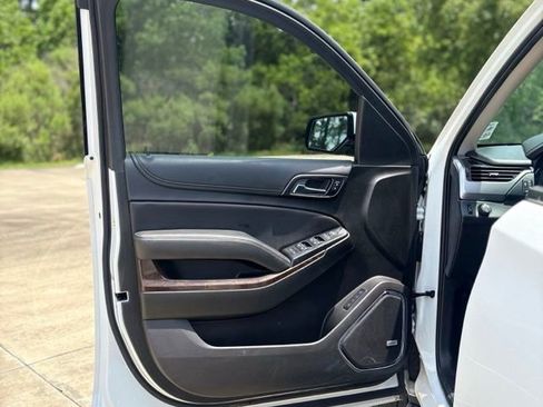 Used 2019 Chevrolet Tahoe LT RWD image 24