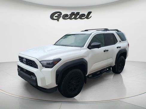 Used 2025 Toyota 4Runner TRD Off-Road Premium AWD/4WD image 1
