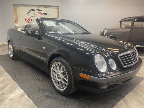 Used 1999 Mercedes-Benz CLK 320 Cabriolet image 39