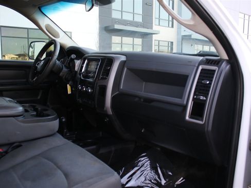 Used 2017 RAM 2500 Tradesman w/ Popular Equipment Group image 16