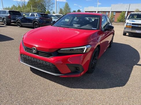 Used 2024 Honda Civic Sport image 1