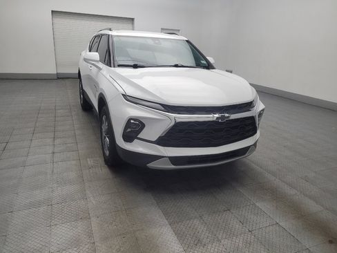 Used 2023 Chevrolet Blazer LT w/ Convenience Package FWD image 13