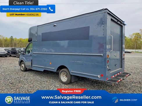 Used 2021 Ford Transit 350 DRW RWD image 3