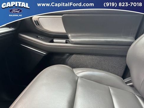 Certified 2025 Ford Expedition Active AWD/4WD image 29
