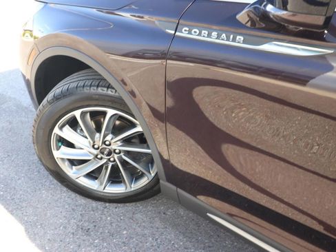 Used 2023 Lincoln Corsair FWD w/ Equipment Group 101A image 3