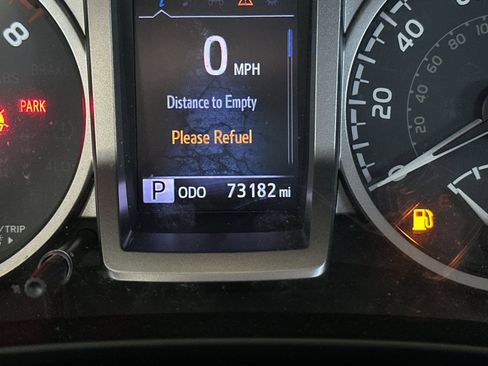 Used 2019 Toyota Tacoma SR5 image 23