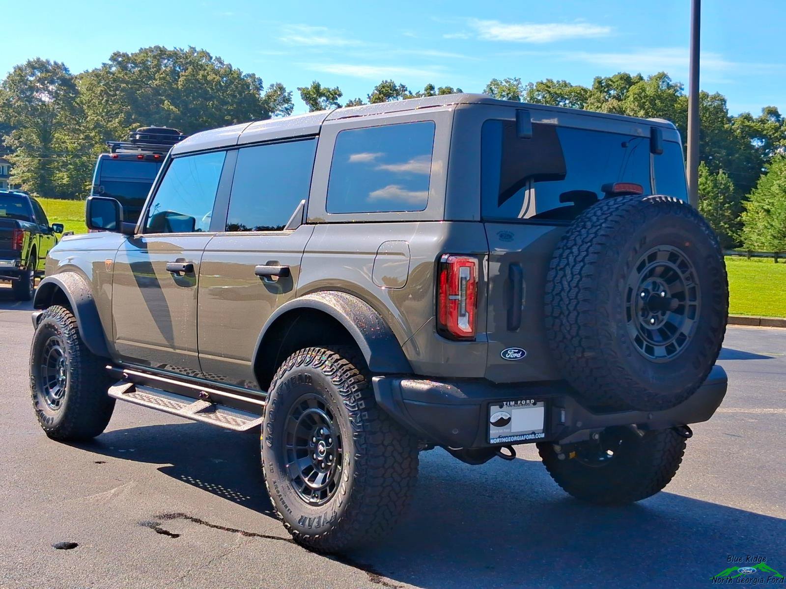 New 2026 Ford Bronco Badlands w/ Sasquatch Package AWD/4WD image 3