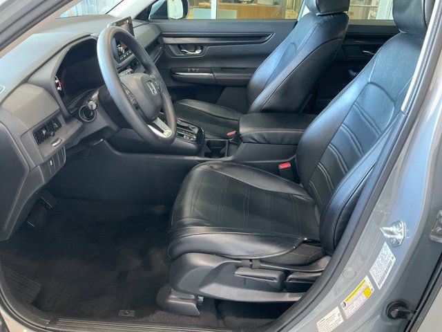 Used 2024 Honda CR-V LX image 4