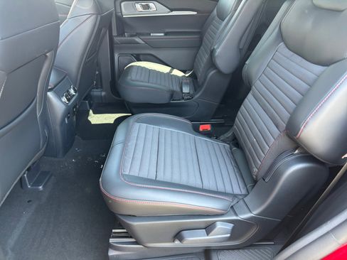 New 2026 Ford Explorer ST-Line AWD/4WD image 17