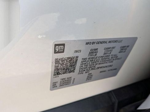 Used 2023 GMC Yukon XL Denali AWD/4WD image 37