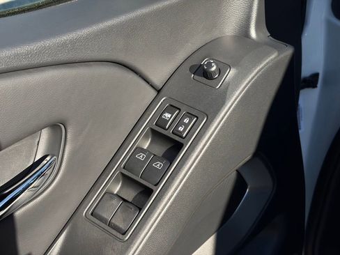 New 2026 Nissan Frontier SV image 12