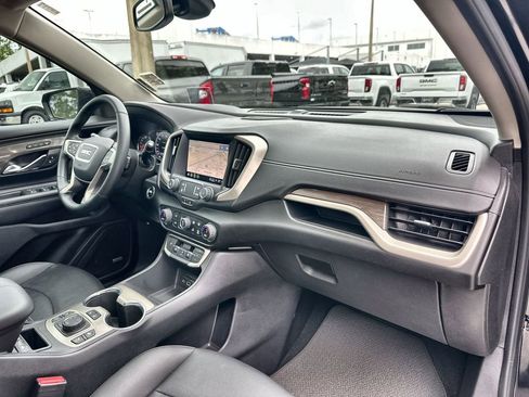 Certified 2023 GMC Terrain Denali w/ Denali Premium Package AWD/4WD image 29