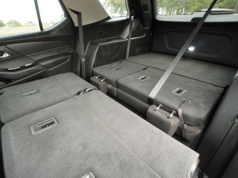 Used 2019 Chevrolet Traverse LS image 29