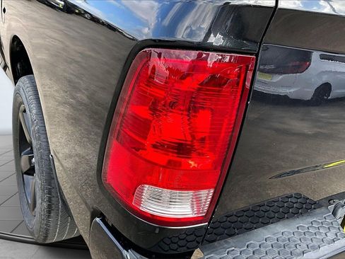 Used 2015 RAM 1500 Express w/ Black Ram 1500 Express Group image 31