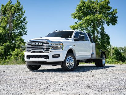 Used 2026 RAM 4500 4x4 Crew Cab DRW w/ Laramie Trim Package